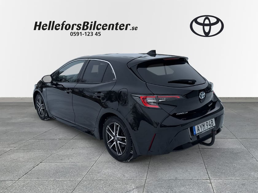 Bild 2 av Toyota Corolla Hybrid 5dr Executiv DRAG Vhjul LED ramp