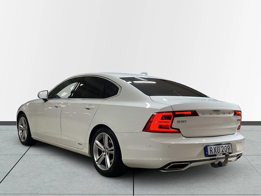 Bild 5 av Volvo S90 D5 AWD R-Design Polestar Dvärm Kamera Taklucka Navi S&V