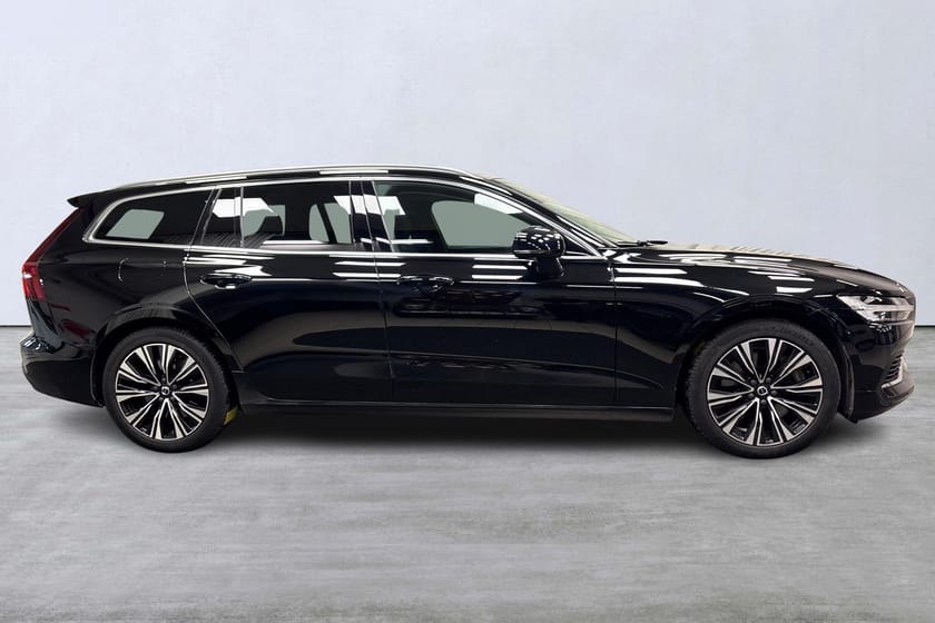 Bild 3 av Volvo V60 Recharge T6 Core Edition (Drag, Kamera)