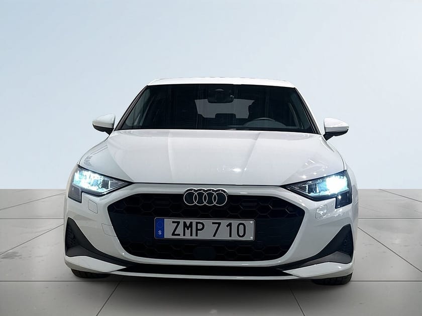 Bild 2 av Audi A3 Sportback 35 TFSI S Proline Adv Kamera Carplay S-hjul MOMS