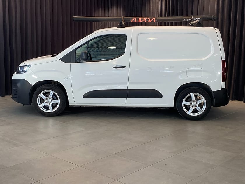 Bild 3 av Citroën Berlingo Van Kamrem byt/ Kamera / Drag & Dieselvärm / Nav /Nyserv