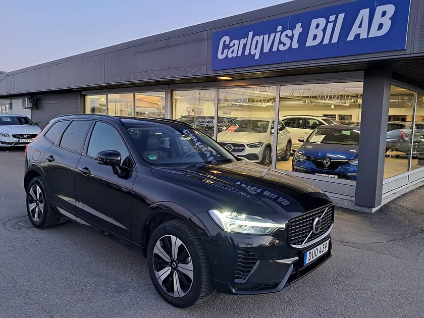Bild 1 av Volvo XC60 T6 Recharge Plus Dark plug in AWD 350HK 4x4 Panorama Läder