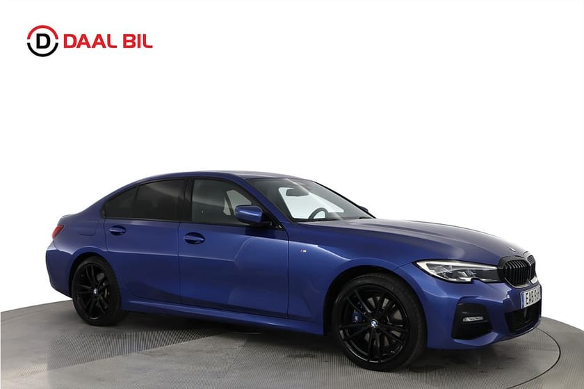 Bild 4 av BMW 330e Sedan 292HK M-SPORT INNOVATION P-VÄRM TAKLUCKA DRAG HUD