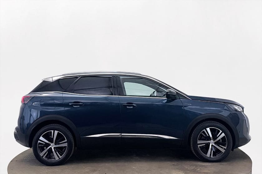Bild 5 av Peugeot 3008 HYBRID 225 GT Drag Delläder Navi Kamera Cockpit Värmare