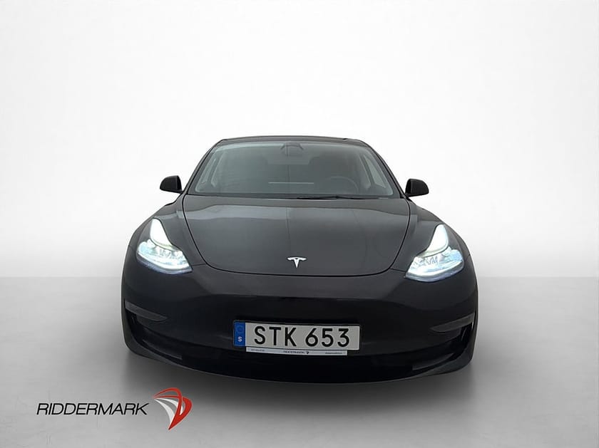 Bild 2 av Tesla Model 3 Performance Autopilot Panorama Värmepump