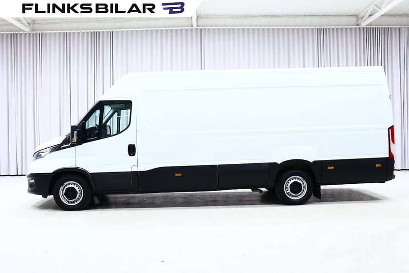 Bild 1 av Iveco Daily 35-140 Van 136HK L5H2 XXL-Skåp|Webasto|3.5ton-dragvikt|Momsbil