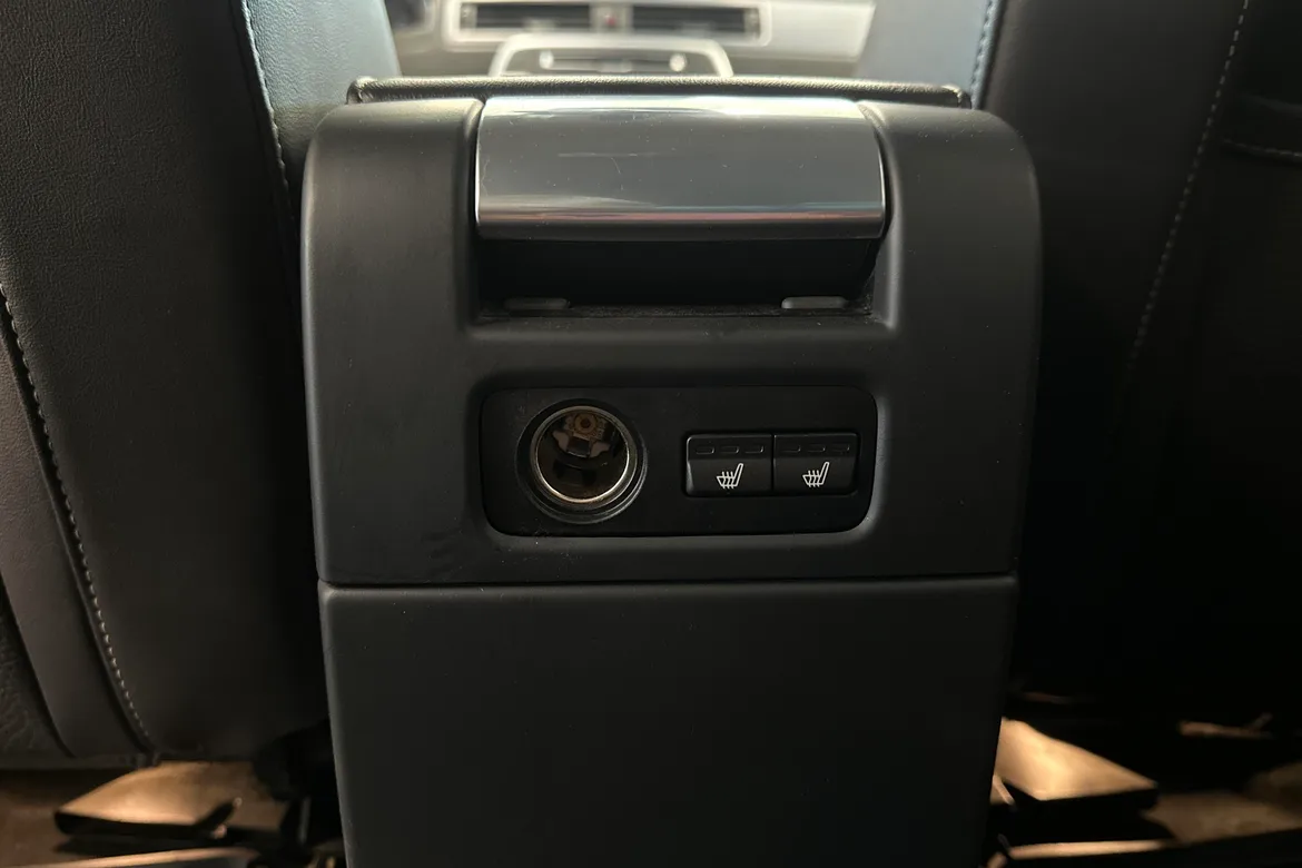 picture of a car