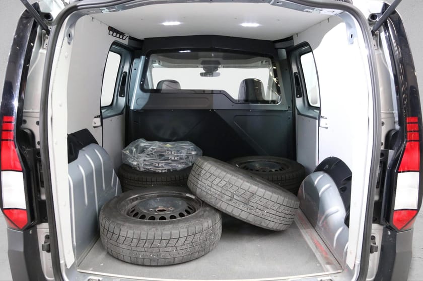 Bilde 5 av Volkswagen Caddy Cargo 2,0 TDI 122hk 4motion /LED/Webasto/R.Kam/Komfort/Apple