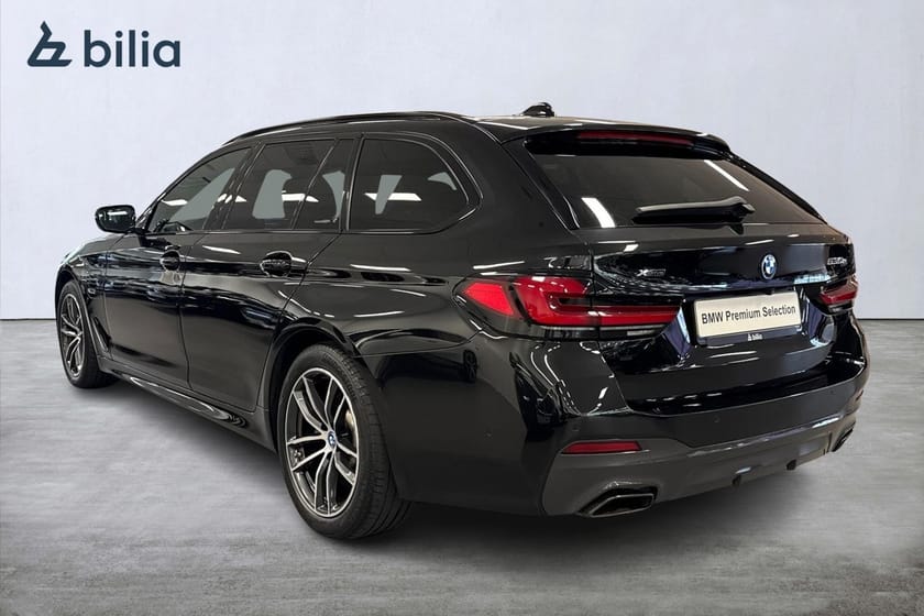 Bild 2 av BMW 530e xDrive Touring M-sport | Drag | HiFi | Backkamera