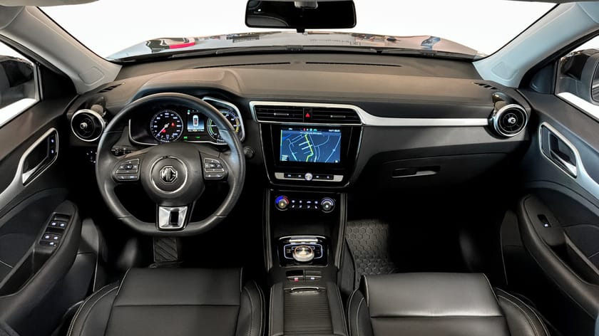 Bild 4 av MG ZS EV LUXURY Navi Panorama Skinn CarPlay