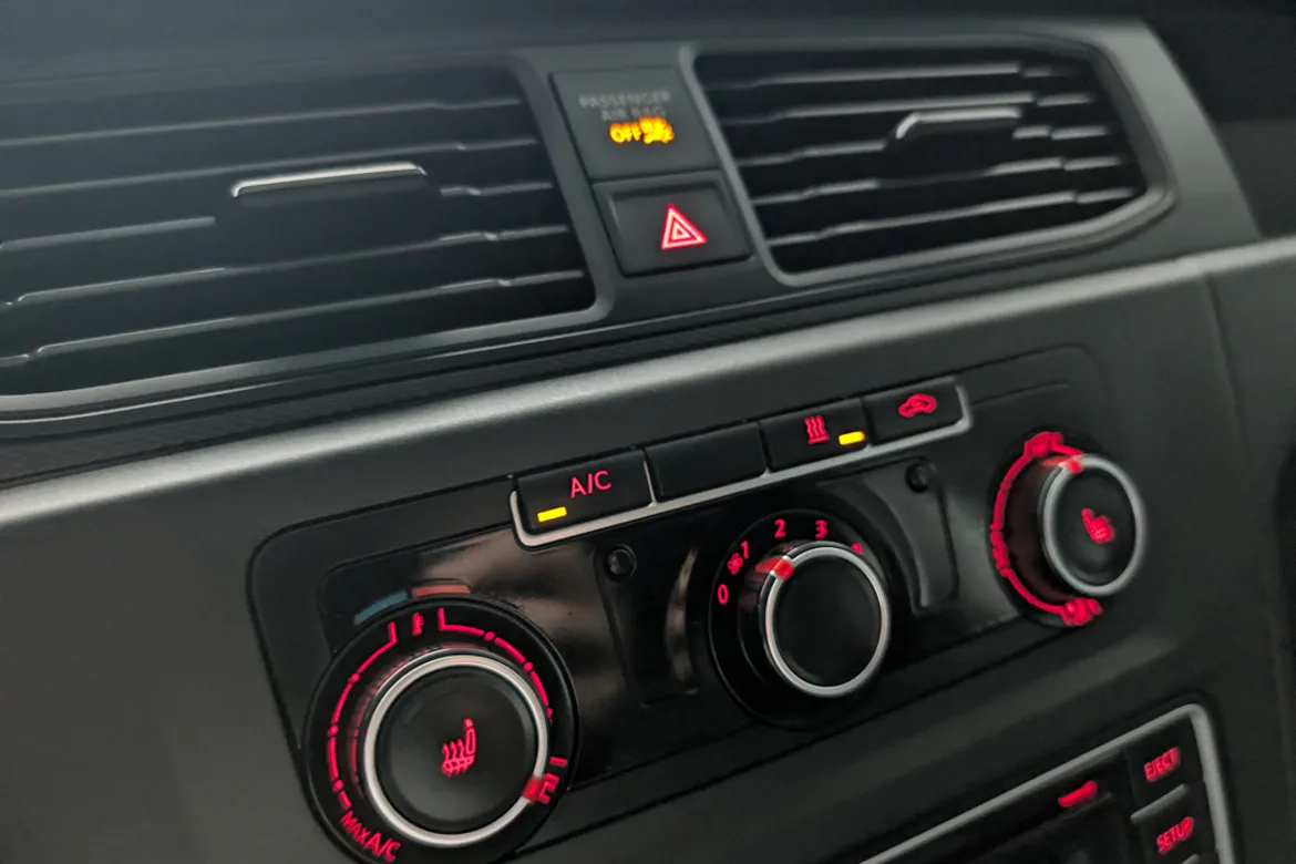 Volkswagen Caddy Skåpbil