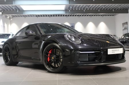 Porsche 911 Carrera 4 GTS