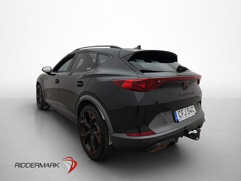 Bild 5 av CUPRA Formentor VZ e-Hybrid 245hk Kamera Navi MOMS Drag