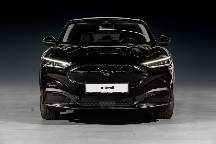 Bilde 3 av Ford Mustang Mach-E Standard Range SR RWD 440KM / 1 EIER! / KROK / ACC / 360 / CARPLAY