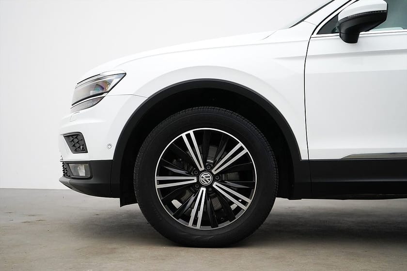 Bild 2 av Volkswagen Tiguan 2.0 TDI 4M / 190hk /  Executive / Värmare