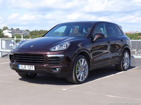 Porsche Cayenne S E-Hybrid 416hk S/V-hjul Pano Bose Drag