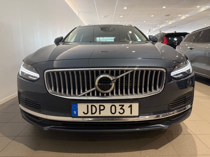 Bild 2 av Volvo V90 Recharge T6 Core Edition