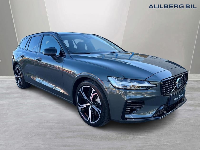 Bild 1 av Volvo V60 T6 Plus Dark Nordic Edition, Teknikpaket, Dragkrok Halvautomatisk, Panoramaglastak, Parkeingskamera 360, Google Maps