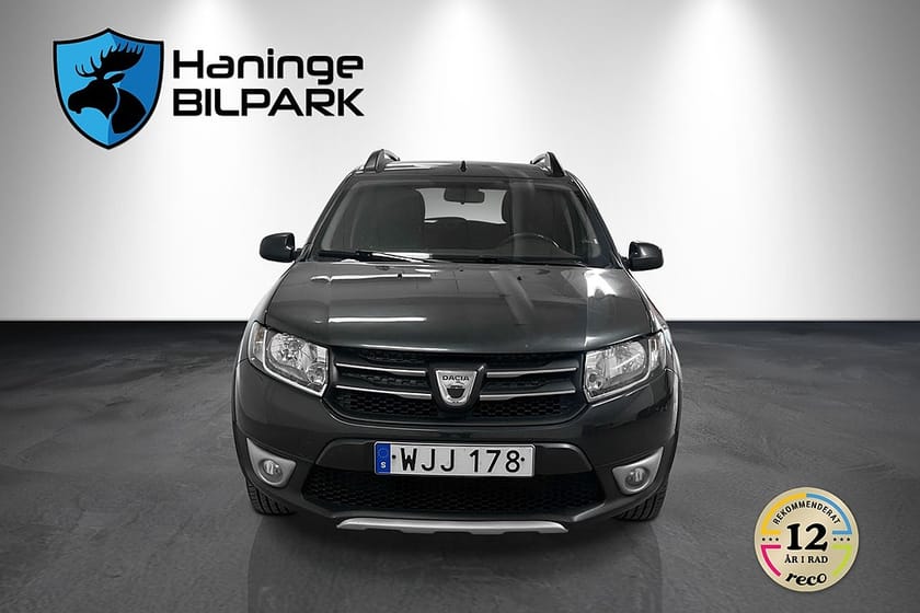 Bild 3 av Dacia Sandero Stepway 0.9 TCe SUPERDEAL 3.95% / PDC / NAVIGATION / BT