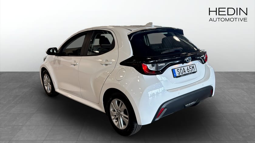 Bild 3 av Toyota Yaris Hybrid Automat Backkamera M-värmare