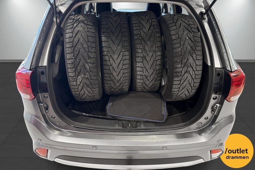 Bilde 5 av Mitsubishi Outlander PHEV Instyle + / Skinn / Rockford /