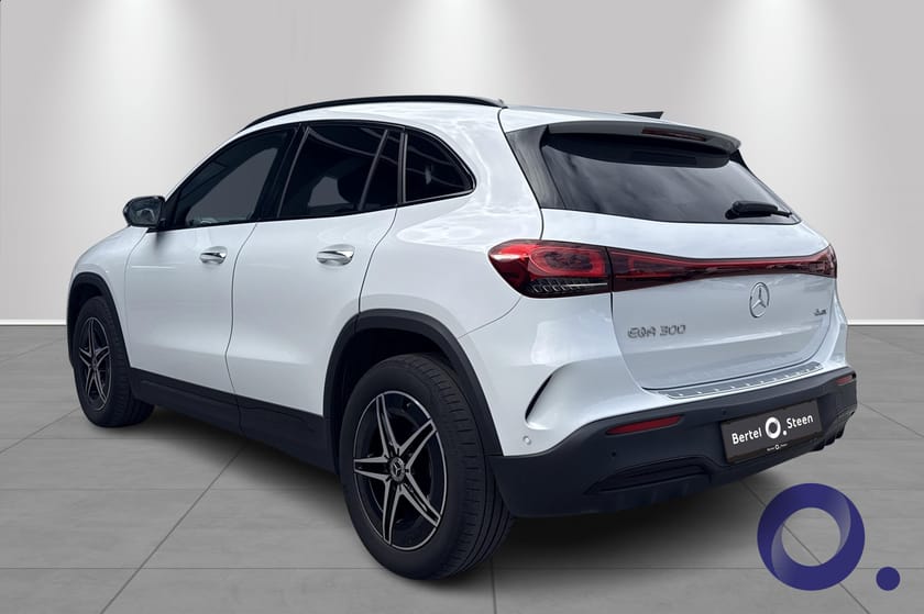 Bilde 3 av Mercedes-Benz EQA 300 4MATIC 4M|AMG|H.feste|Adaptive cruise|Mem