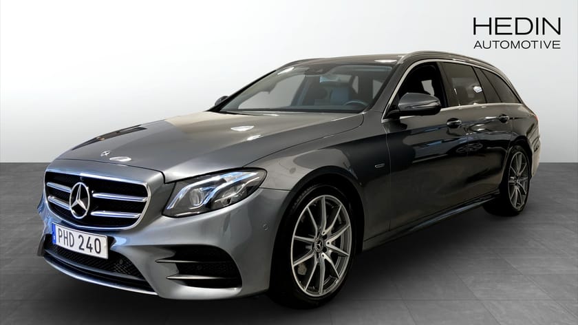 Bild 1 av Mercedes-Benz E 220 T d / AMG Sport Edition / Drag / 360-kam / Minne