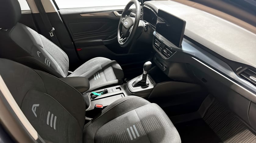 Bild 3 av Ford Focus Active Kombi 1,0T Ecoboost 125Hk E85 MHEV Aut.