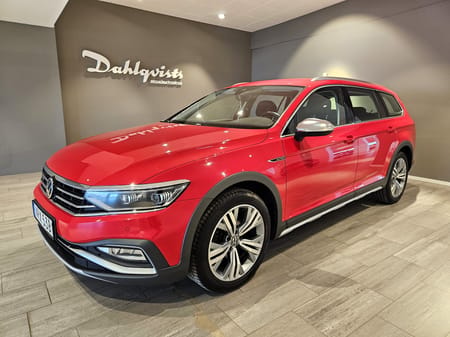 Volkswagen Passat Alltrack 200hk | V-hjul Värmare Drag
