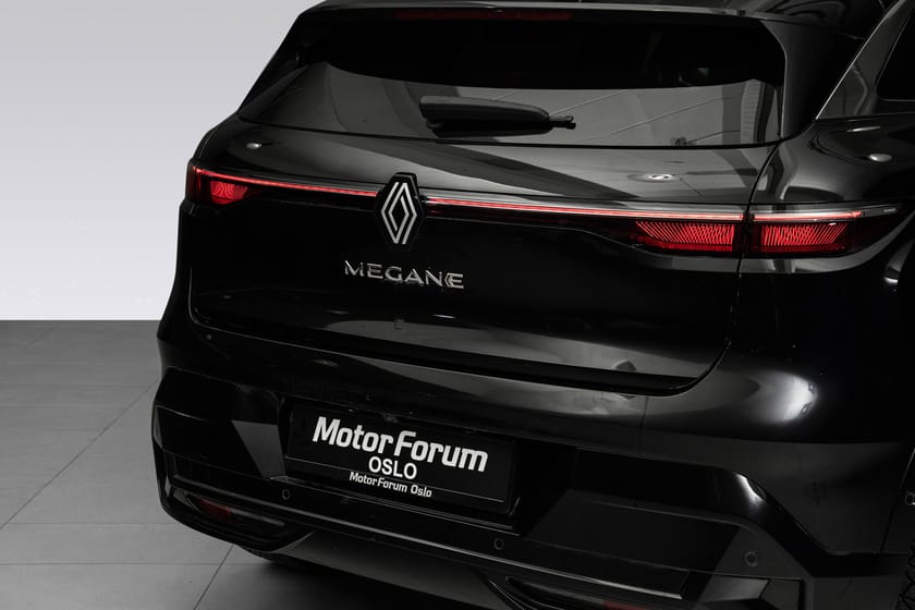Bilde 5 av Renault Mégane E-TECH Techno 220 hk Drive Assist Pack Dimond Black
