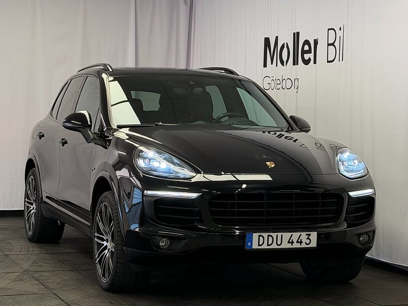 Bild 1 av Porsche Cayenne S E-Hybrid Platinum Edition/Bose/Drag/Pano