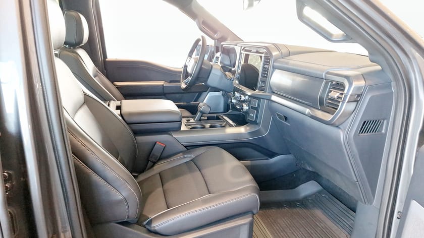 Bild 3 av Ford F-150 SuperCrew Lariat Black Edt. V8 / 0% Ränta / Lagerbil