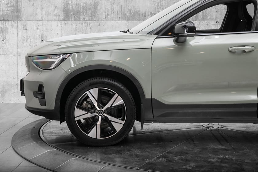 Bilde 5 av Volvo XC40 Recharge Twin motor PLUS / Hengerfeste / LedBar / Ryggekamera