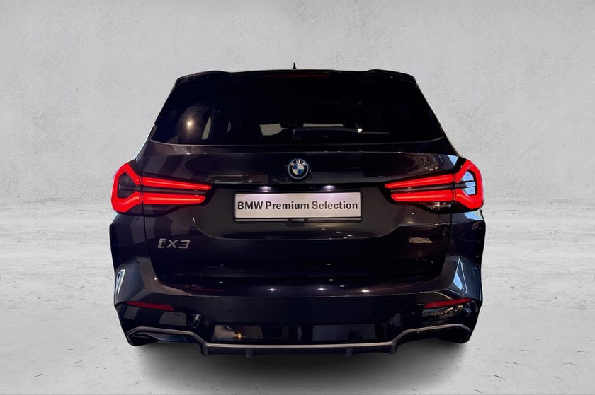 Bilde 4 av BMW iX3 Fully Charged MSPORT PANO H.UP AD.CR LASER H/K CARPLAY