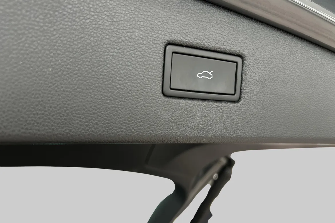 picture of a car