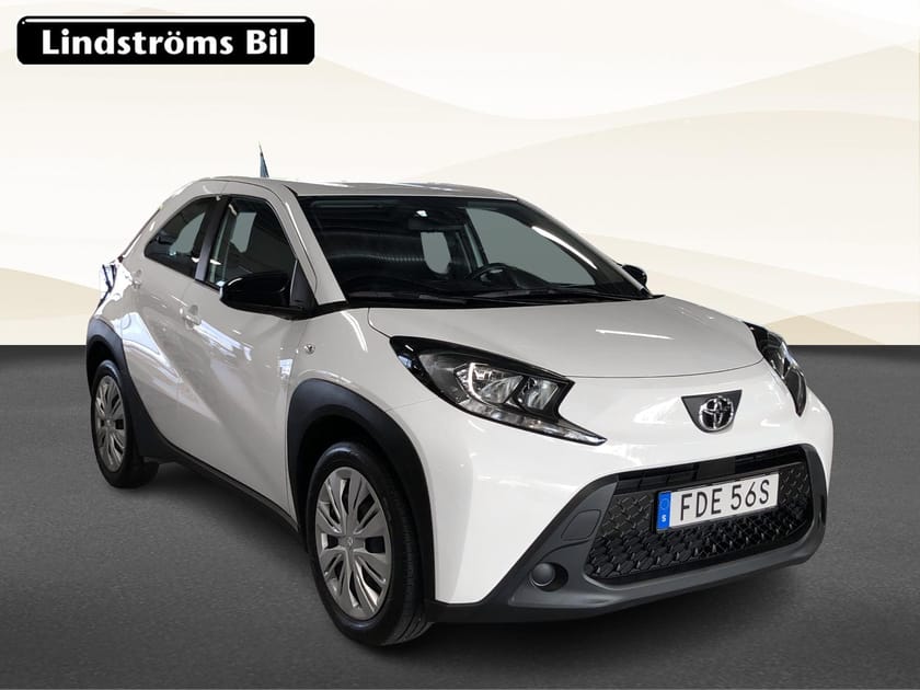 Bild 3 av Toyota Aygo X 1.0 Play V-hjul Leasing