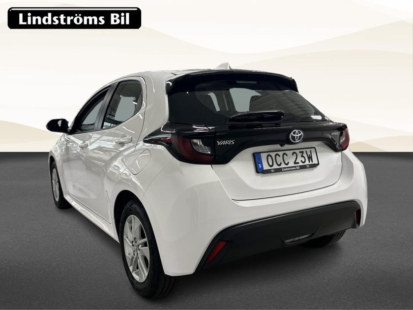 Bild 4 av Toyota Yaris Hybrid 1,5 5D VINTERHJUL
