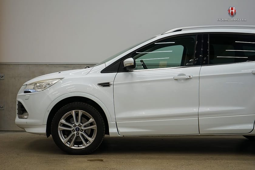 Bild 5 av Ford Kuga 2.0 TDCi AWD Titanium Plus Drag BT K-rem bytt Fullserv