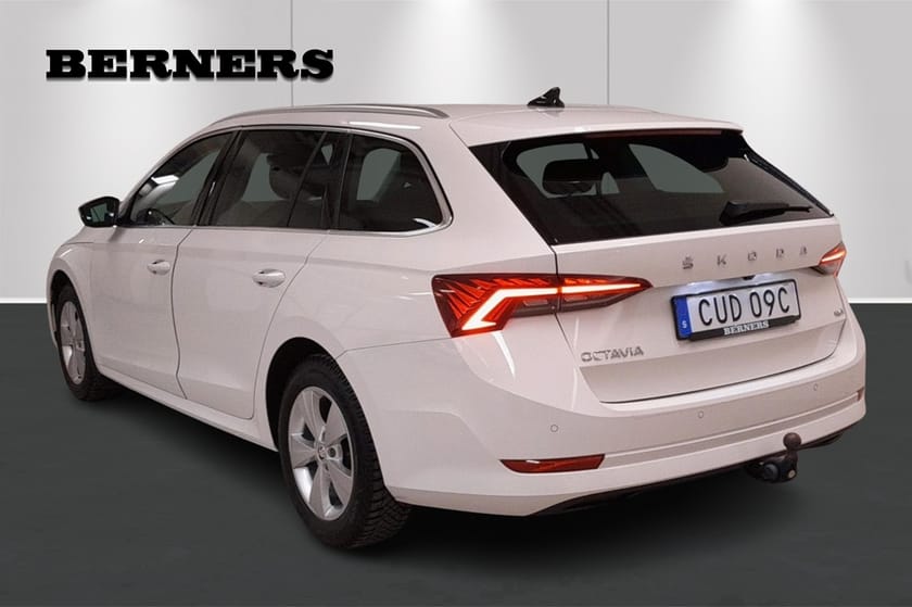 Bild 3 av Škoda Octavia Kombi Style Tdi DSG 4X4 / Drag / Värmare /