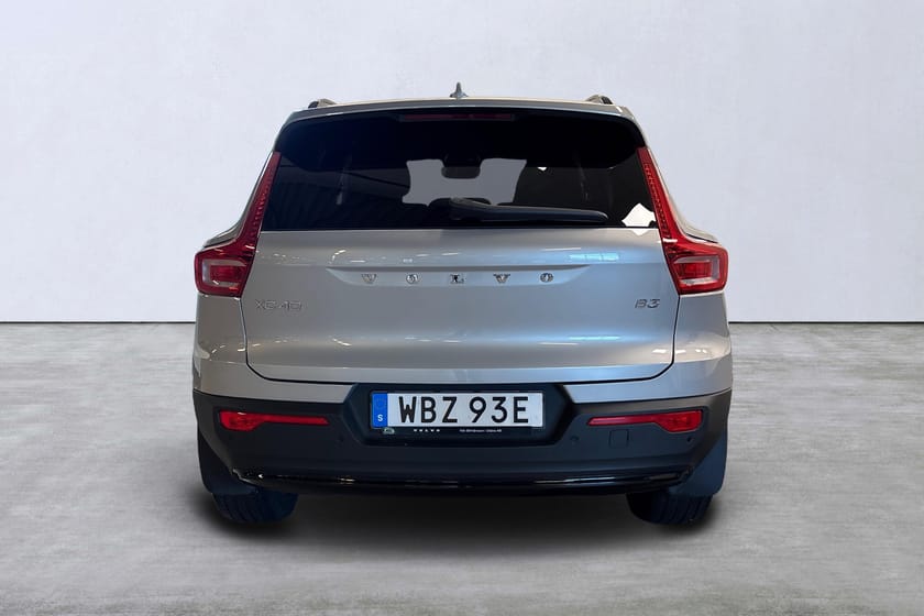 Bild 5 av Volvo XC40 B3 FWD Bensin Plus Dark
