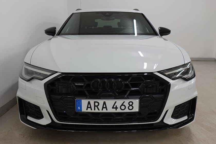 Bild 2 av Audi A6 Avant 40 TDI quattro Q Cockpit S-Line Drag D-värm Black Optic Moms