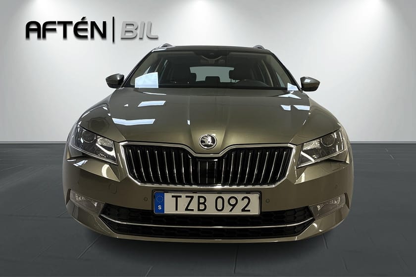 Bild 3 av Škoda Superb Kombi Skoda 2.0 TDI 4x4 L&K Drag, Panorama, D-Värmare