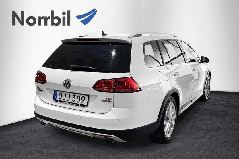 Bild 3 av Volkswagen Golf Alltrack Drag backkamera Värmare
