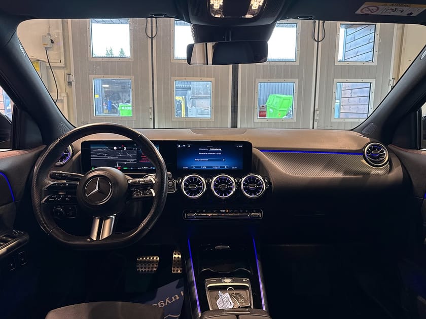Bild 5 av Mercedes-Benz GLA 250 e 8G-DCT AMG Line Advanced Plus Värmare Ambient