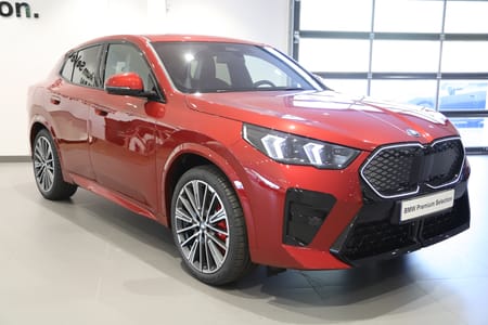 BMW iX2 xDrive30