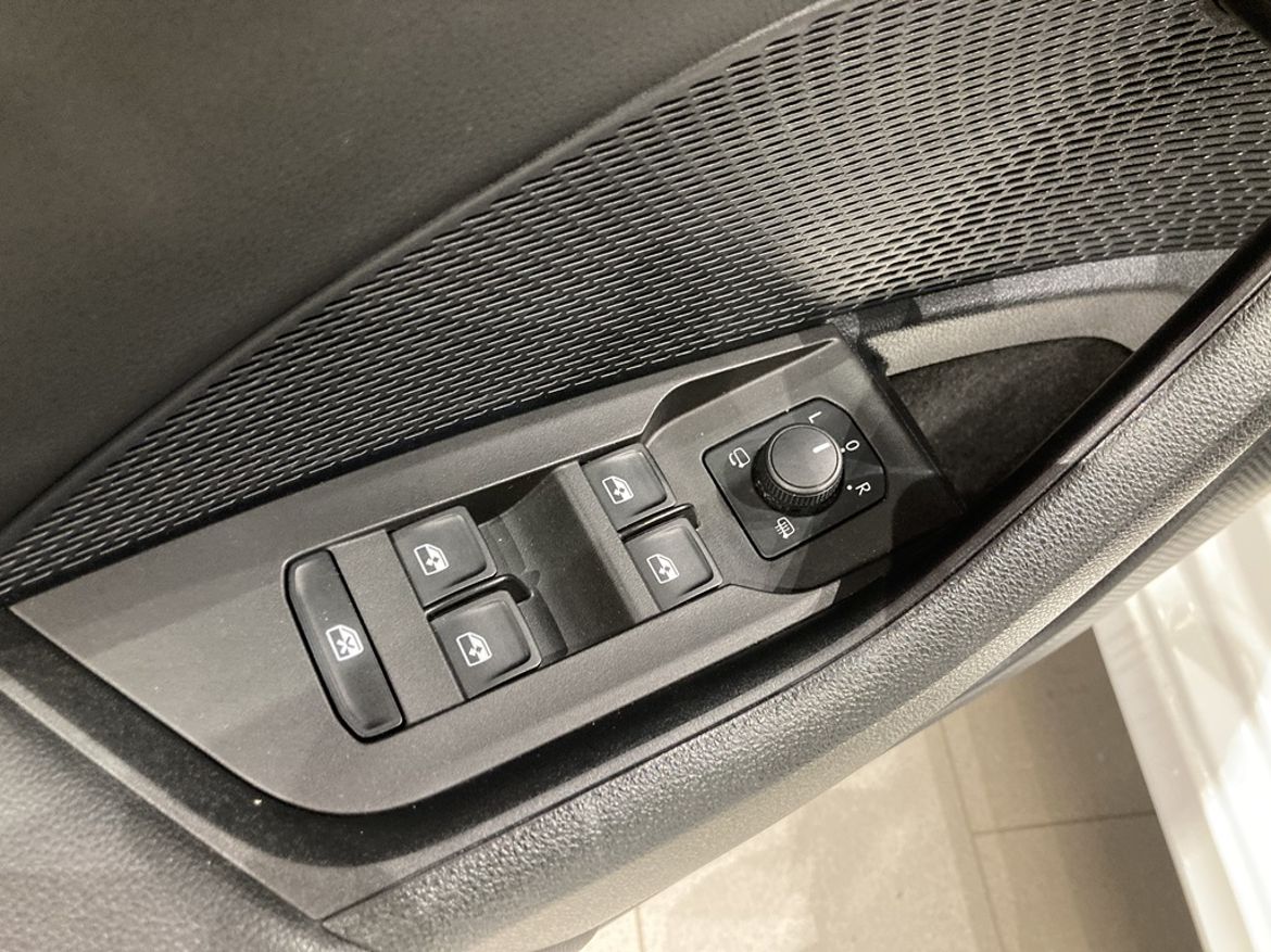 Škoda Octavia Combi 1.0 TSI Manual, 110hp, 2023