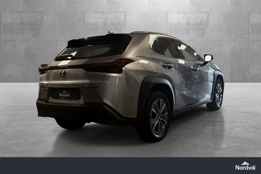 Bilde 4 av Lexus UX 300e Premium Tech/450 km WLTP rekkevidde/lav kilometerstand