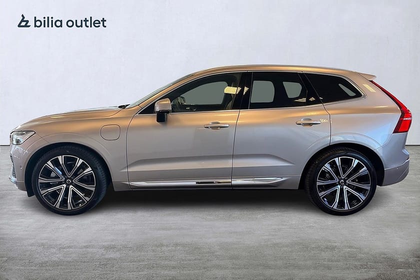 Bild 3 av Volvo XC60 Recharge T8 AWD Ultra Bright 456hk / Fullspecad B&W