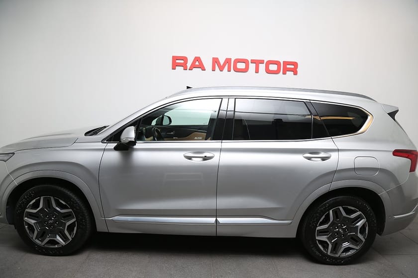 Bild 2 av Hyundai Santa Fe PHEV 265hk 4WD 7-sits Advance Luxury pkt Leasbar Drag
