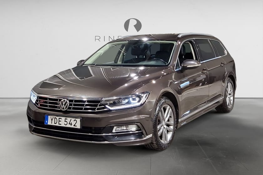 Bild 1 av Volkswagen Passat Sportscombi 2.0 TDI 190 HK DSG 4M DRAG D-VÄRM PDC 17"